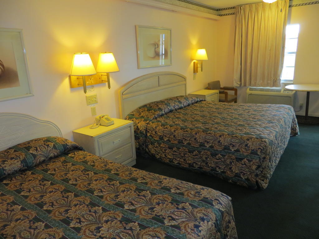 סברינג Budget Inn חדר תמונה